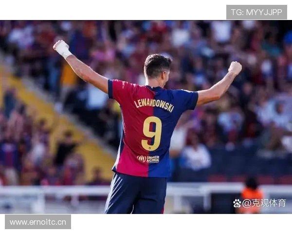 莱万多夫斯基成长轨迹解析：德甲历练如何塑造终结机器