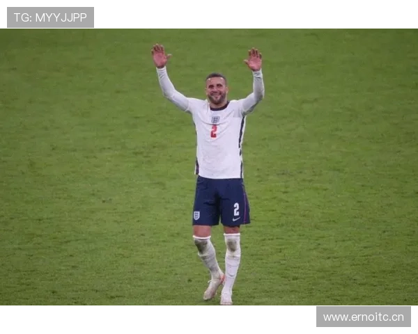 凯尔·沃克三冠王赛季核心后卫表现解析